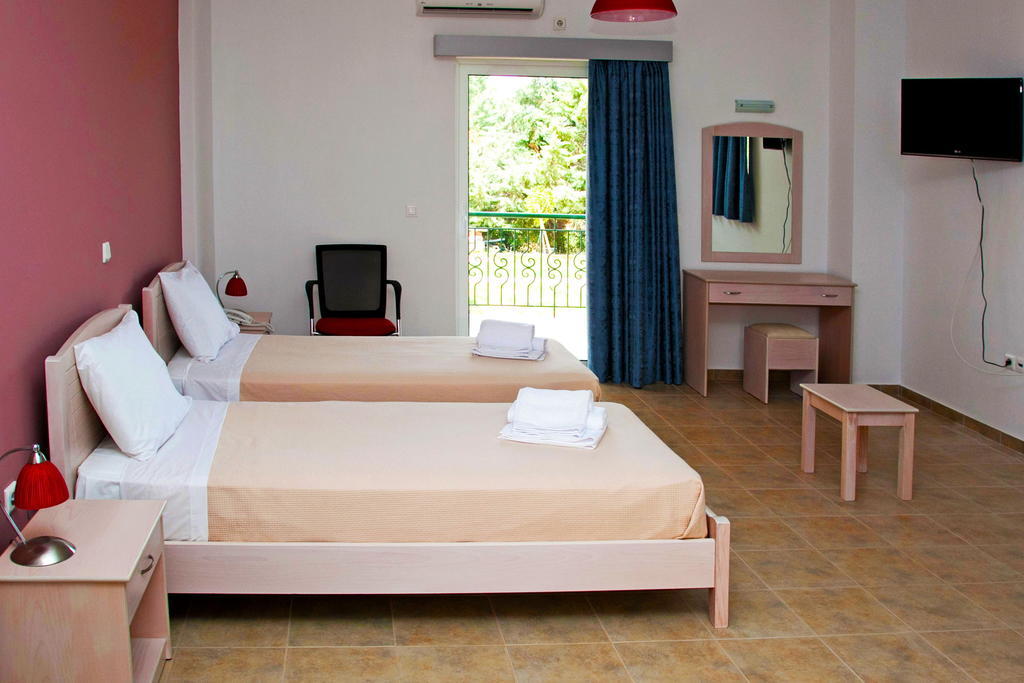 Stomio Villague Filiatra Kamer foto